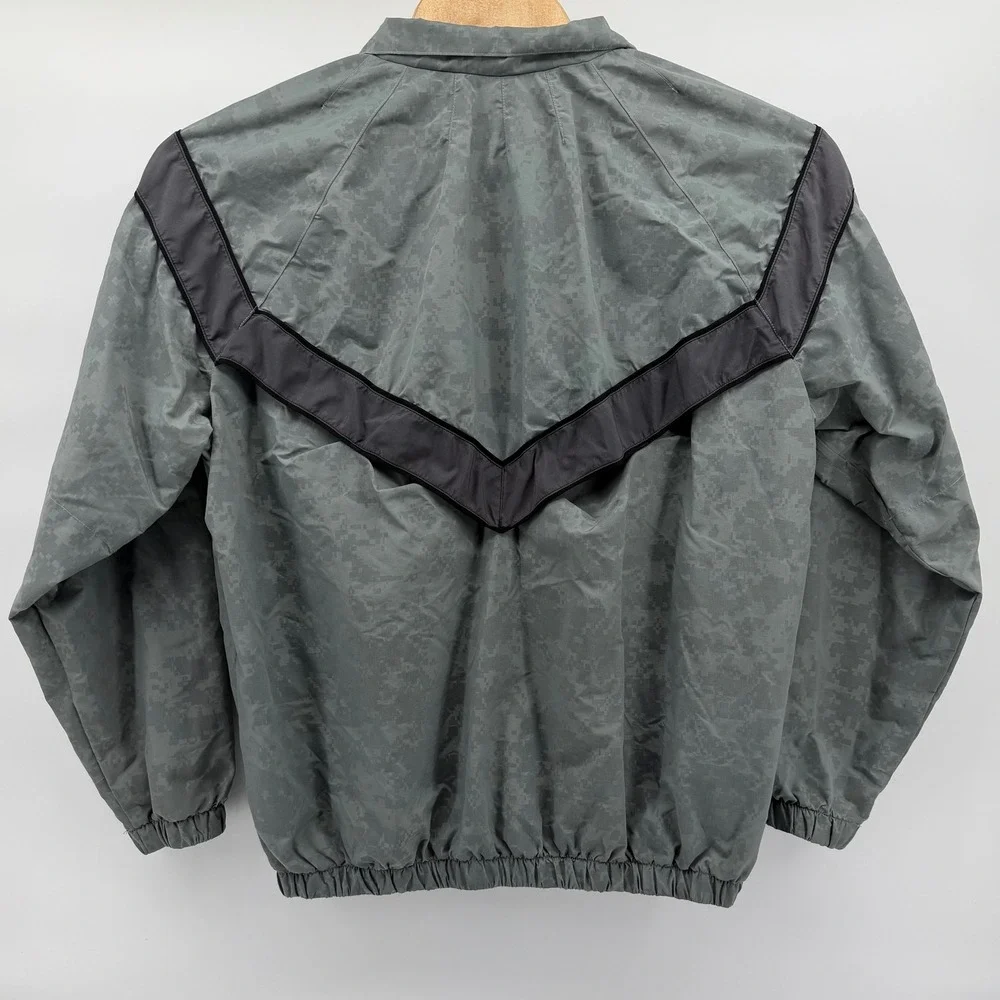 US Army IPFU Jacket Mens Medium‎ Long Gray Digital Camo Reflective Training Coat